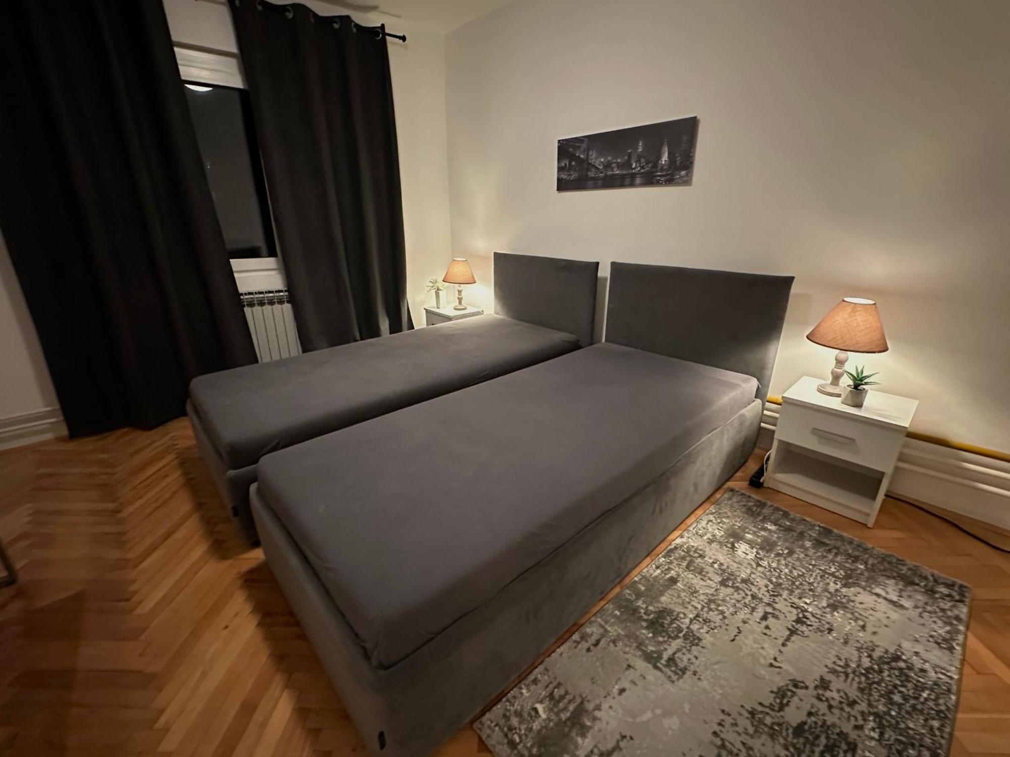 Layla'S Home Free Parking Sarajevo Luaran gambar