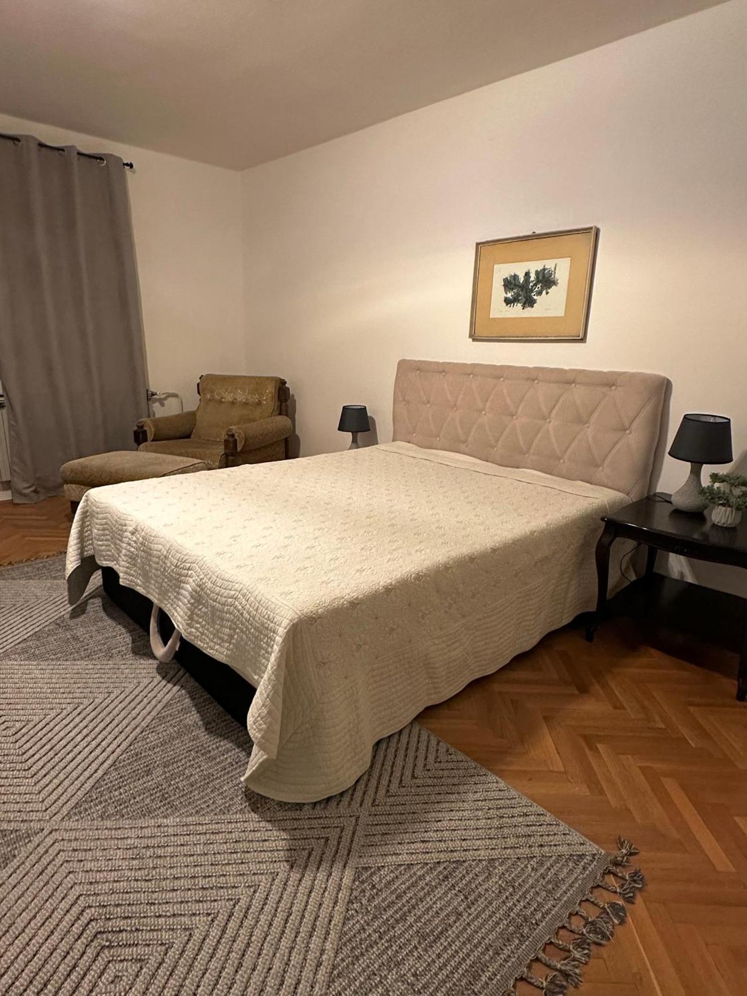 Layla'S Home Free Parking Sarajevo Luaran gambar