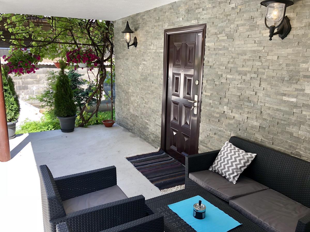 Layla'S Home Free Parking Sarajevo Luaran gambar